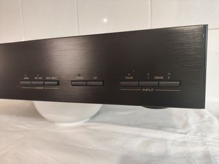 Procesador Dolby digital y DAC   "ROTEL"