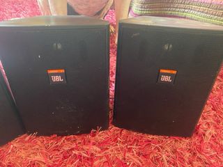 altavoz jbl control 25