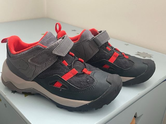 Zapatillas de montaña y trekking Niño velcro