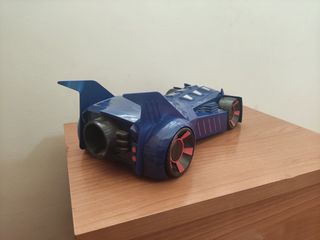 Coche de Batman tamaño mediano