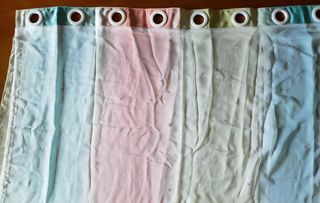 cortina de colores con visillo