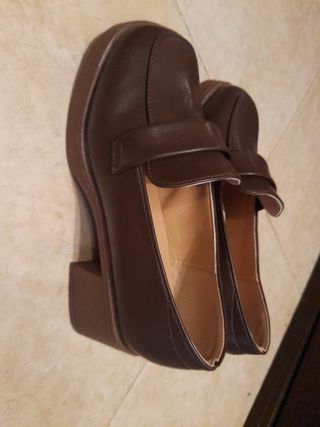 Zapatos marrones