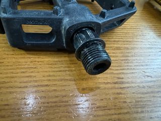 Pedales MTB planos Btwin Rockrider 520 grip