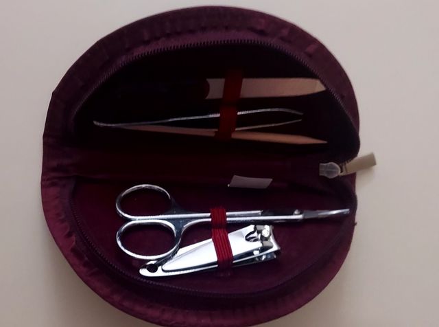 Estuchito de manicura nuevo