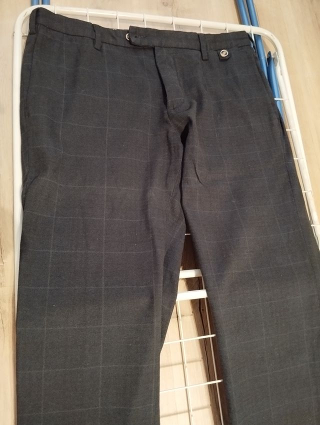 Pantalón de hombre de vestir marca ATPCO talla 52
