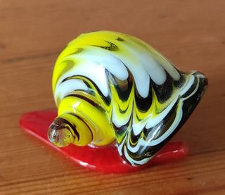 Tre bellissimi oggetti in vetro