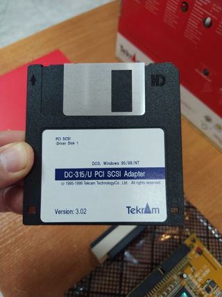 Controladora Ultra SCSI DC-315U Tekram