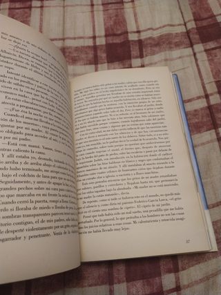 Libro "A golpe de memoria" de Jaime Peñafiel