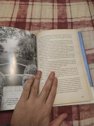 Libro "A golpe de memoria" de Jaime Peñafiel