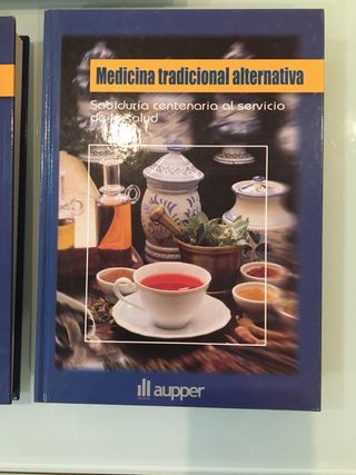 3 libros de medicinas alternativas.
