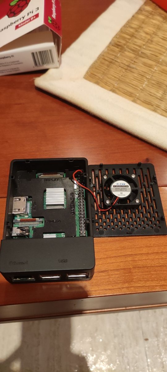 2 Raspberry P3 b, y completos