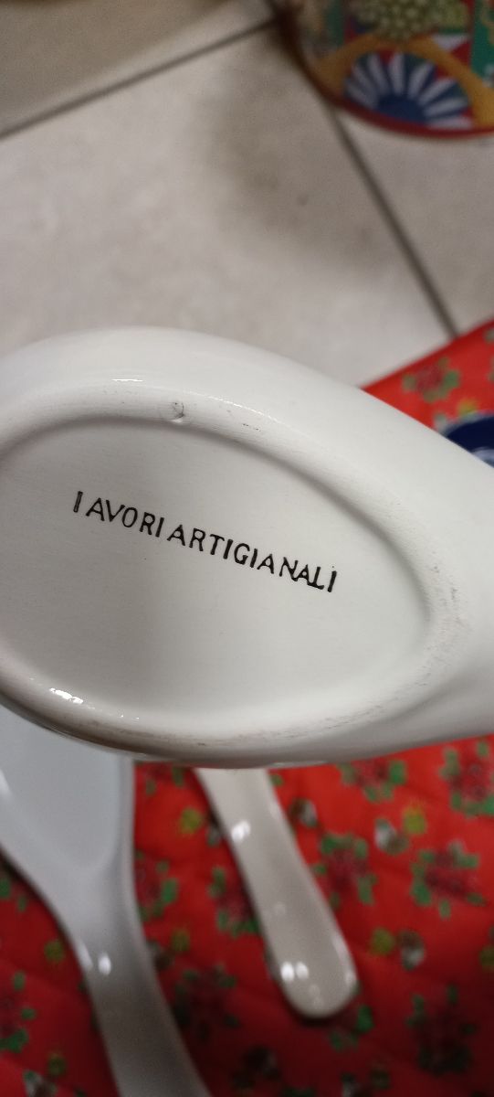 CUCCHIAI NUOVI POGGIA MESTOLO O CUCCHIAIO 1.50 CAD