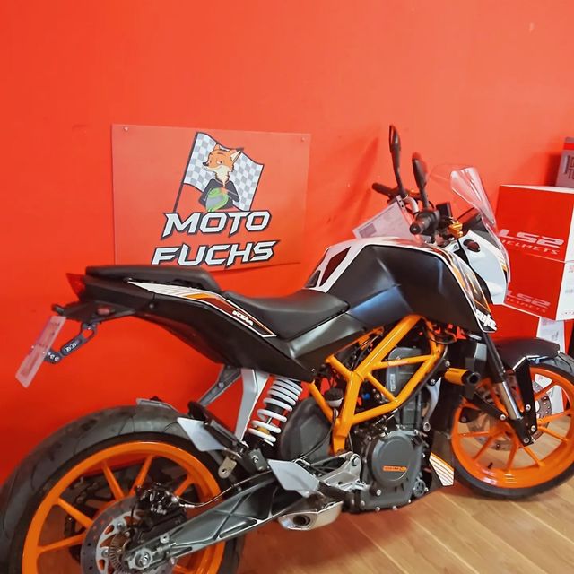 KTM DUKE 390 ABS