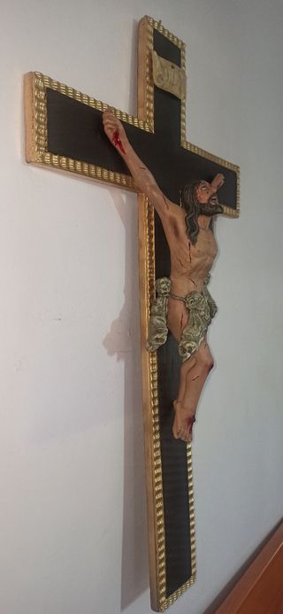 Escultura de Jesús Crucificado