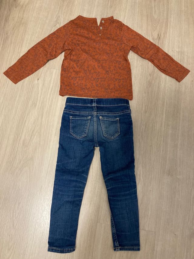 pantalón vaquero y niki niño 2-3 años