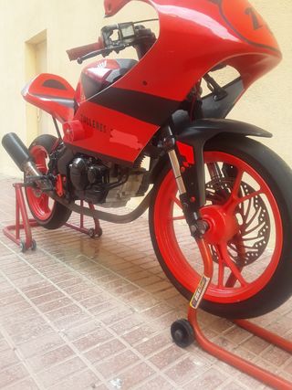 HONDA CBR 250cc circuito karting tandas entrenos