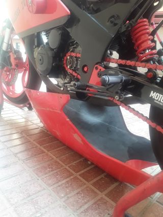 HONDA CBR 250cc circuito karting tandas entrenos