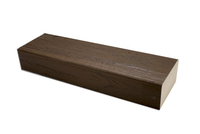 Vigas y paneles imitación madera