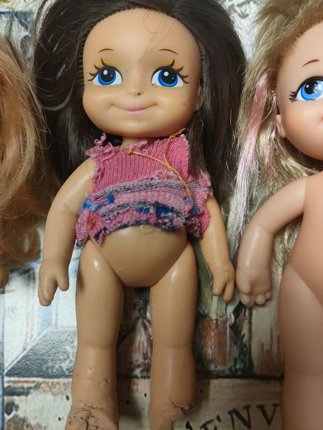 LOTE MUÑECAS PEQUEÑAS