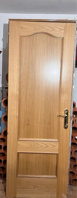 Puerta de madera