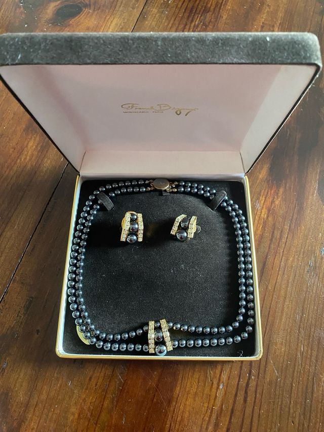 Parure Collana e Orecchini alta Bigioutteria