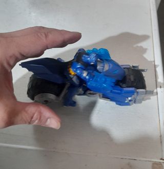 Juguete moto batman
