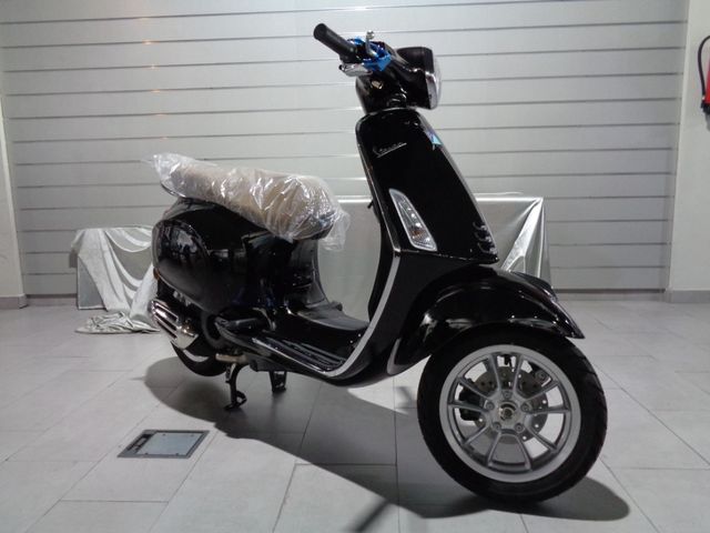 VESPA 125 PRIMAVERA