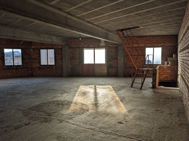 VIVIENDA EN SALAS ALTAS