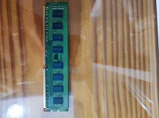 Ram 2GB Samsung DDR3 PC3-10600U 2RX8