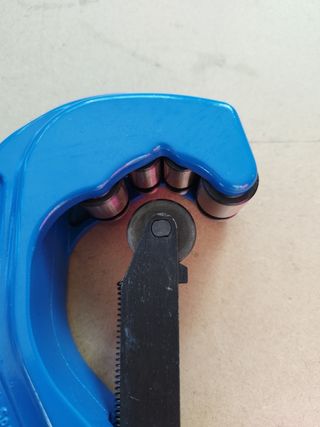 Cortatubos UPONOR 6-67mm