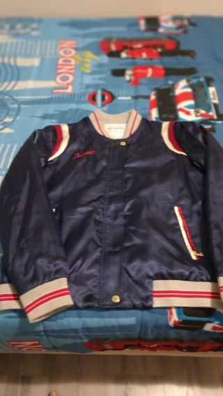 Cazadora pull & bear 