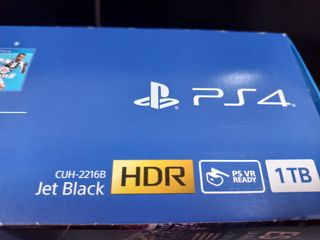 PS4 Slim 1TB + 1 mando en caja original
