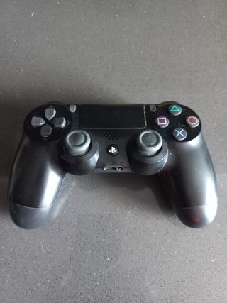 PS4 Slim 1TB + 1 mando en caja original