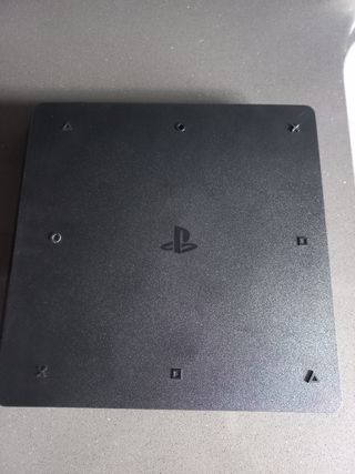 PS4 Slim 1TB + 1 mando en caja original