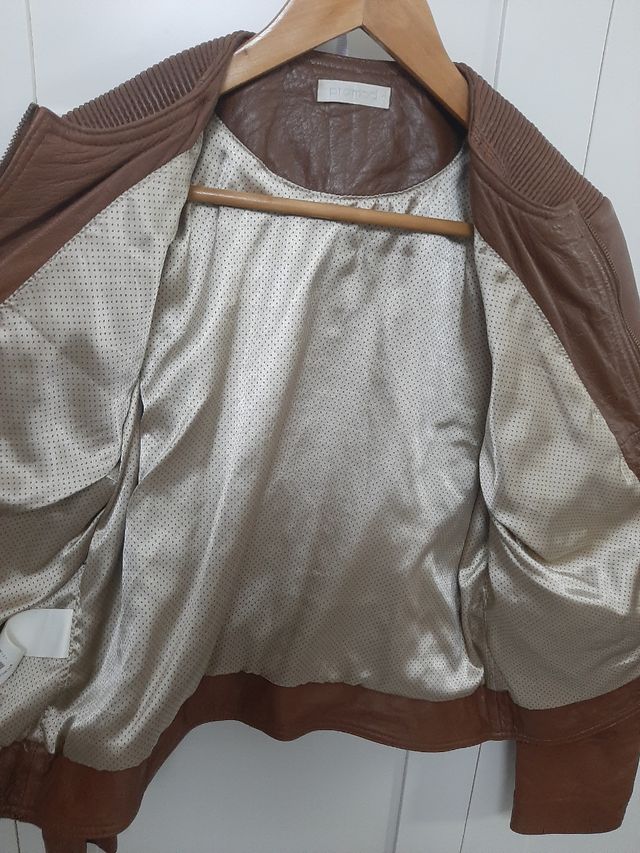 Chaqueta de piel talla 46 marca Promod marron