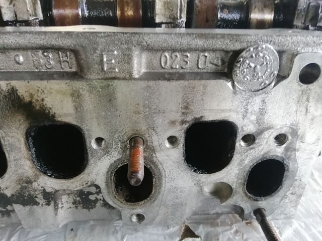 CULATA VAG 1.9 TDI SDI 038103373E