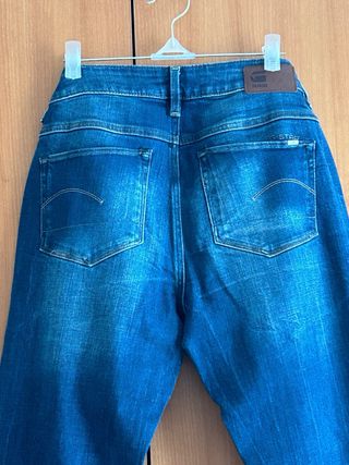 Vaquero G Star chica W28 L 32 modelo 3301