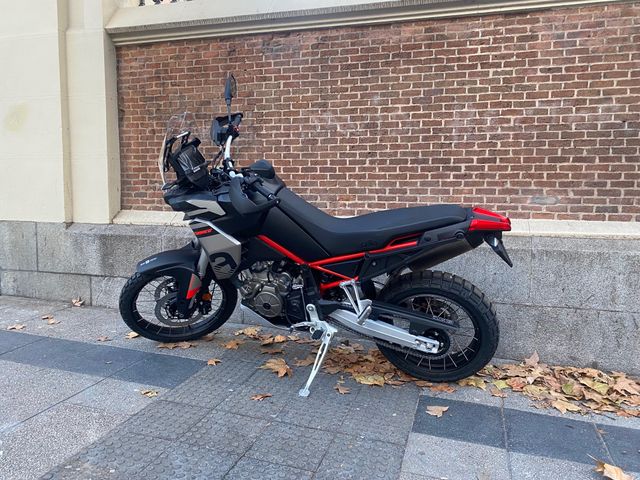 Aprilia Tuareg 660 2024
