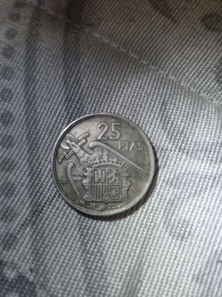 Moneda de 25 ptas de 1957 estrella 58