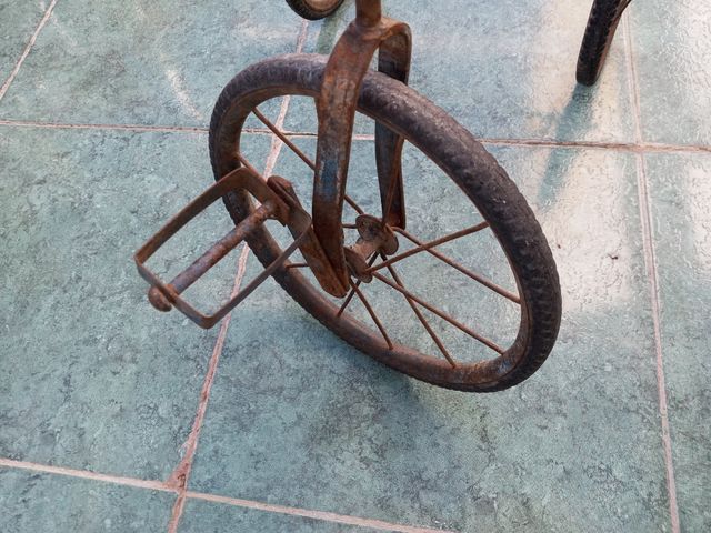 TRICICLO ANTIGUO