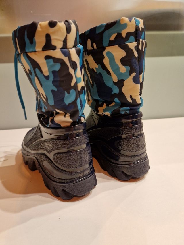 Stivaletti imbottiti taglia 27 Blu