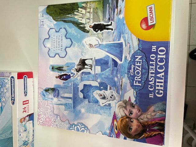 Frozen -Castello di Ghiaccio - Puzzle 24 - Tazze