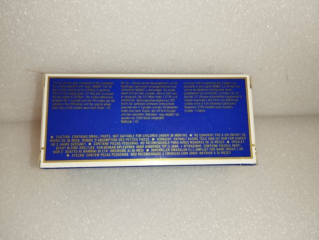 Modellino MG BGT V8 Dinky 1:43