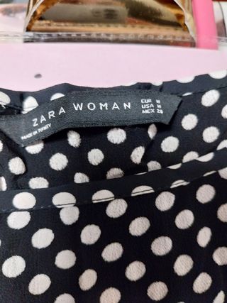 Blusa lunares  zara