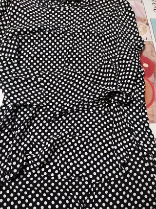 Blusa lunares  zara