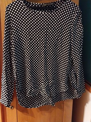 Blusa lunares  zara