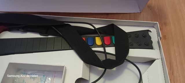 2 Guitarra de play station 2