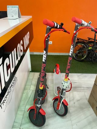 Taller de patinetes electrónicos