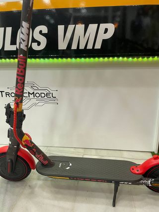Taller de patinetes electrónicos