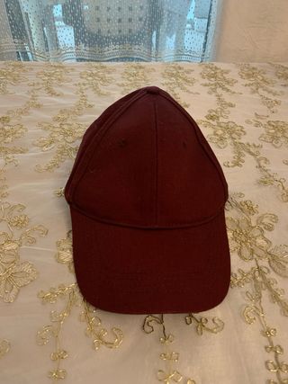Cappello Bordeaux Bershka Uomo